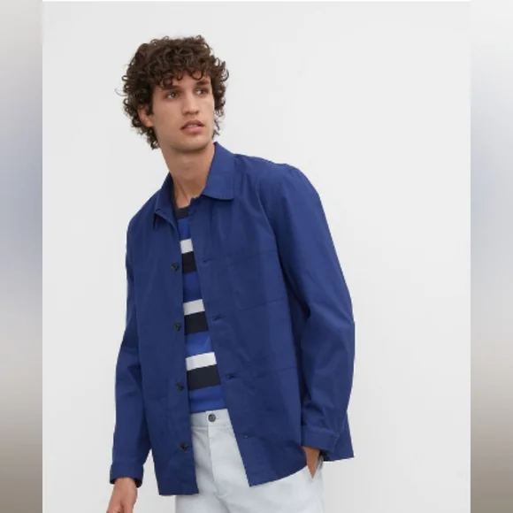 Club Monaco - Picture 3 of 4